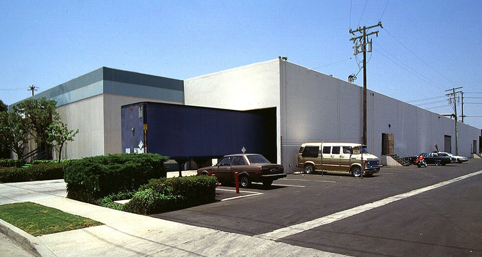 2945 E Maria St, Rancho Dominguez, CA à louer - Photo du bâtiment - Image 2 de 8