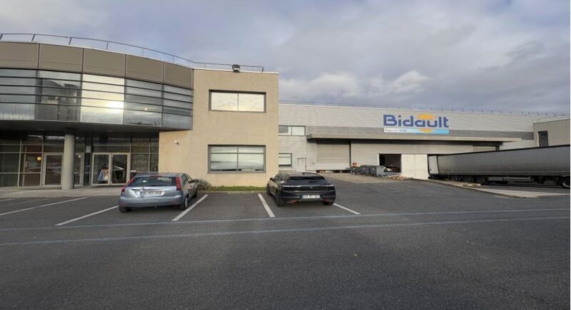 Flex dans Gennevilliers à louer - Photo du bâtiment - Image 2 de 16