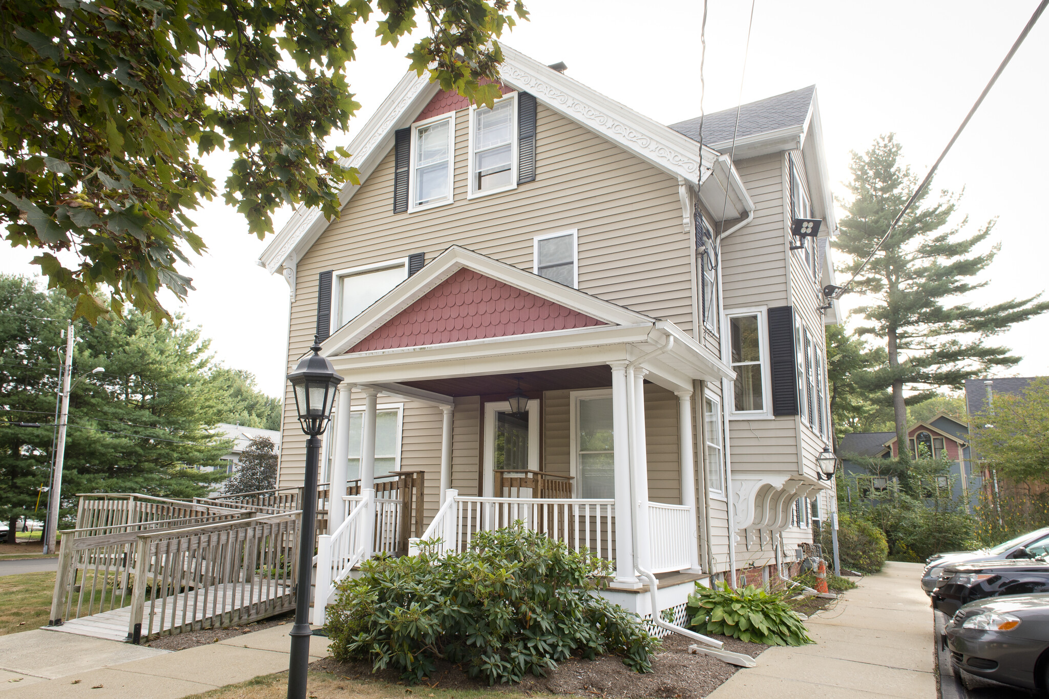 3208 Whitney Ave, Hamden, CT à vendre Photo du bâtiment- Image 1 de 1