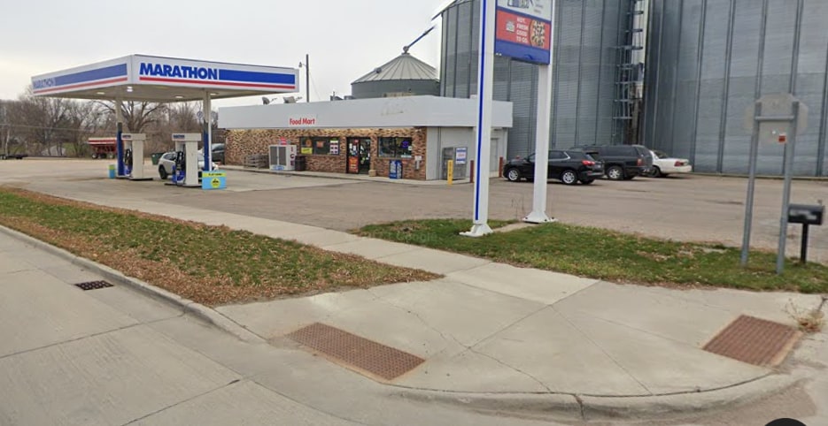 19 Main Ave, Gaylord, MN for sale - Building Photo - Image 2 of 2
