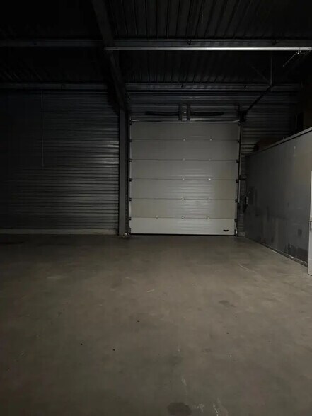 Industrial in Messein for lease - Interior Photo - Image 2 of 8