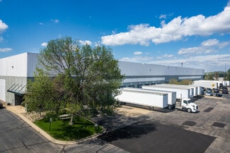 Plus de détails pour 804 Valley Park Dr, Shakopee, MN - Industriel à louer