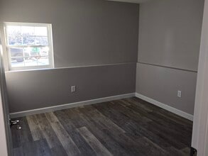 112 E Gilbreath St, Graham, NC for lease Interior Photo- Image 2 of 18