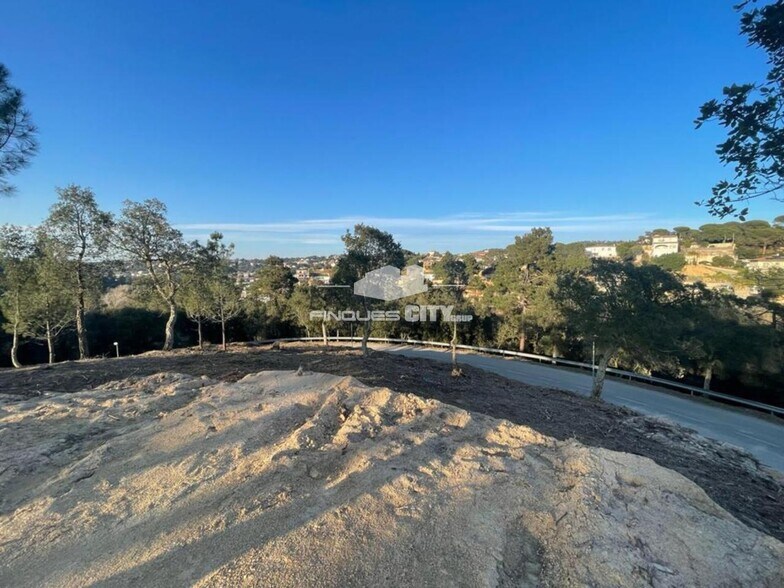 Terrain dans Lloret de Mar, Gerona à vendre - Photo du bâtiment - Image 2 de 5