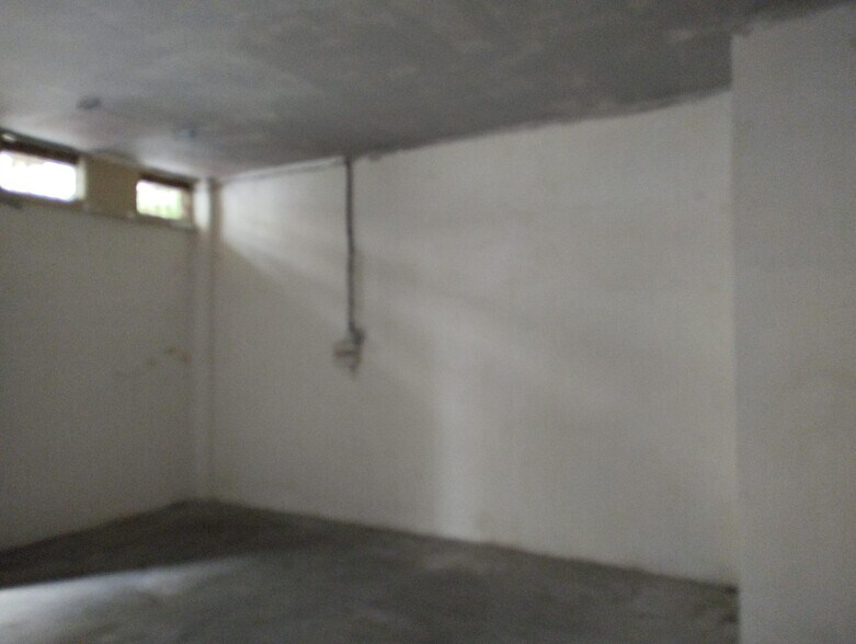 Retail in Córdoba for sale - Building Photo - Image 2 of 4