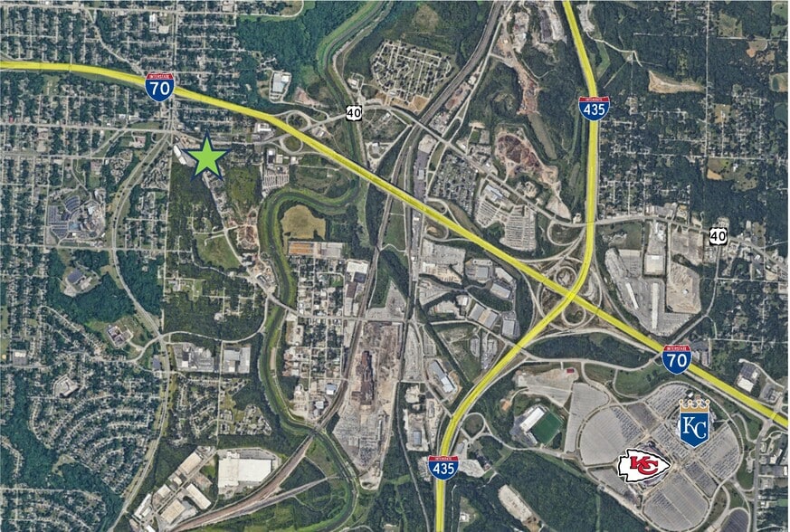 3133 Stadium Dr, Kansas City, MO à louer - Photo du bâtiment - Image 3 de 5