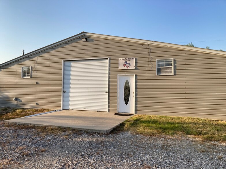 2213 Ellis Dr, Rosharon, TX for sale - Building Photo - Image 1 of 1