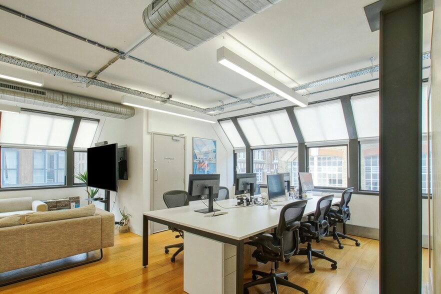 100 Clifton St, London for lease - Building Photo - Image 2 of 8