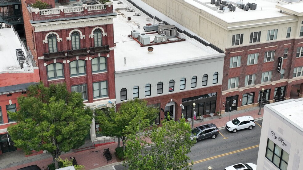 135 E Main St, Rock Hill, SC à louer - Photo du bâtiment - Image 2 de 16