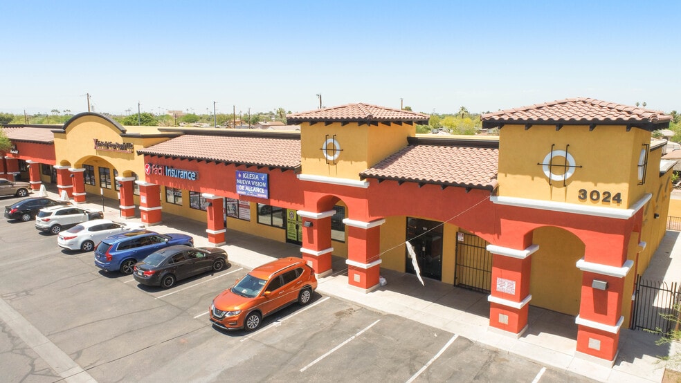 3020-3024 W Van Buren St, Phoenix, AZ for lease - Building Photo - Image 3 of 13
