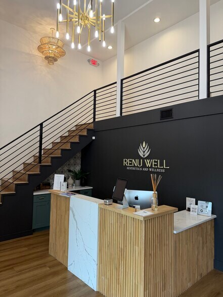 8301 Shoal Creek Blvd, Austin, TX à vendre - Photo du bâtiment - Image 2 de 17