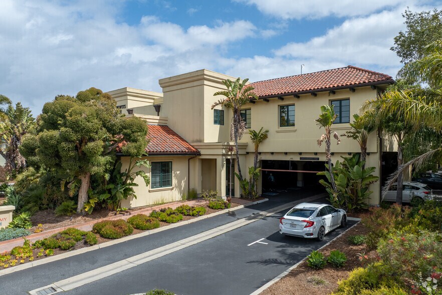 1500 41st Ave, Capitola, CA à louer - Photo du bâtiment - Image 2 de 12