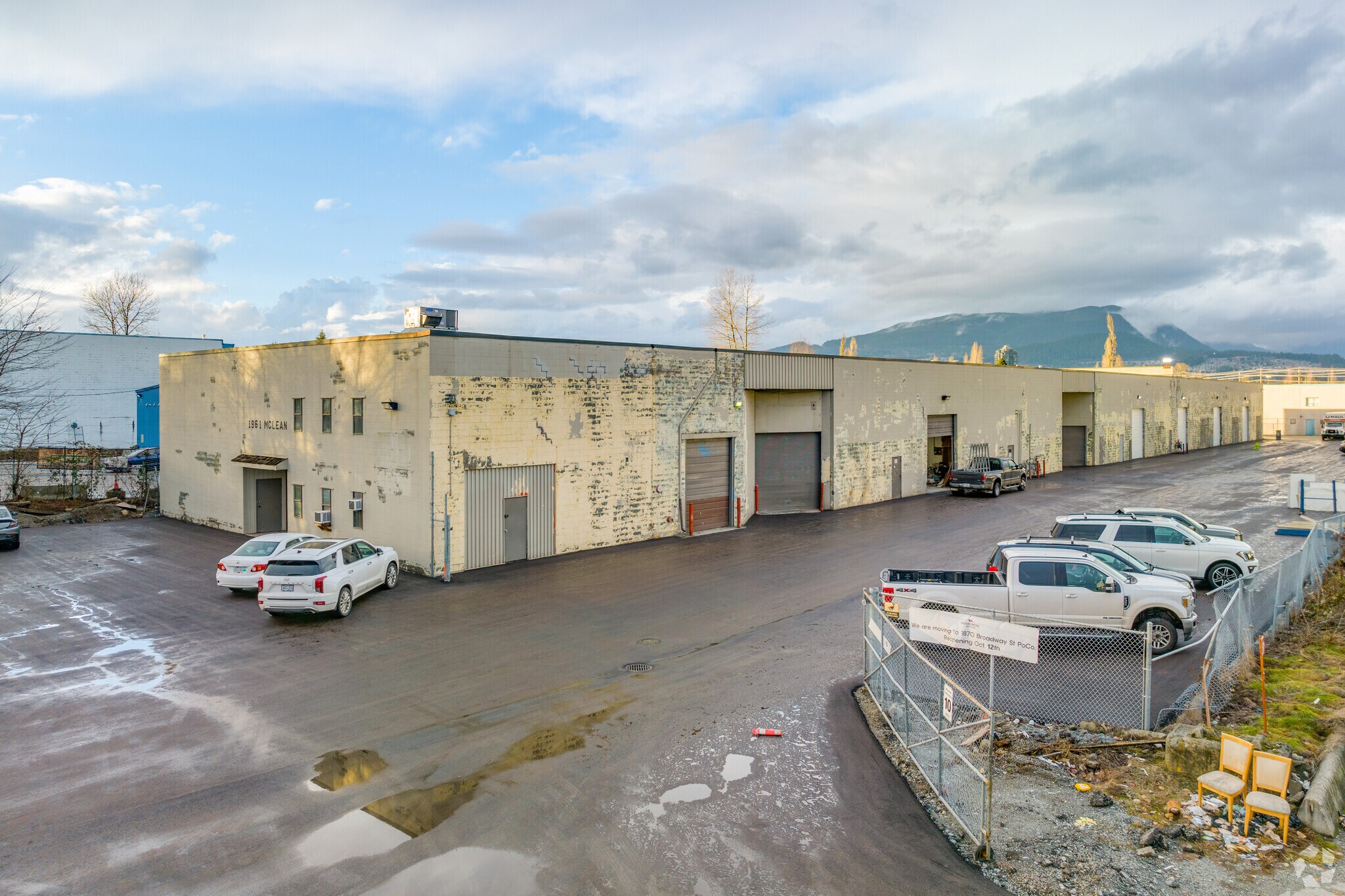 1961 Mclean Ave, Port Coquitlam, BC à vendre Photo principale- Image 1 de 1