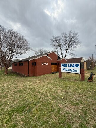 Plus de détails pour 2401 W Green Oaks Blvd, Arlington, TX - Médical à louer