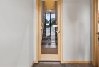 2115 County Road D E, Maplewood, MN for lease Interior Photo- Image 2 of 14