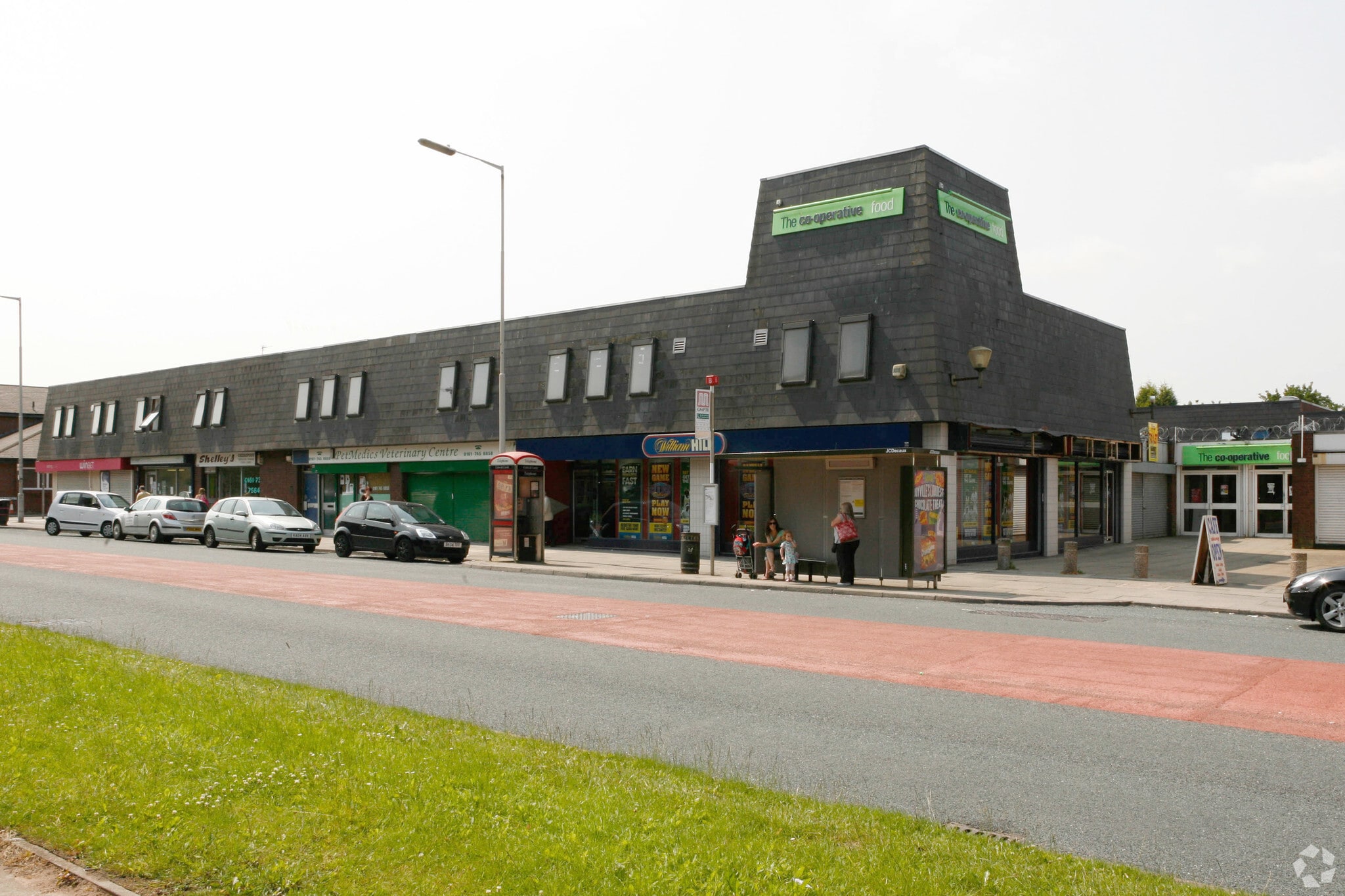 369-389 Bolton Rd, Salford for lease Primary Photo- Image 1 of 6