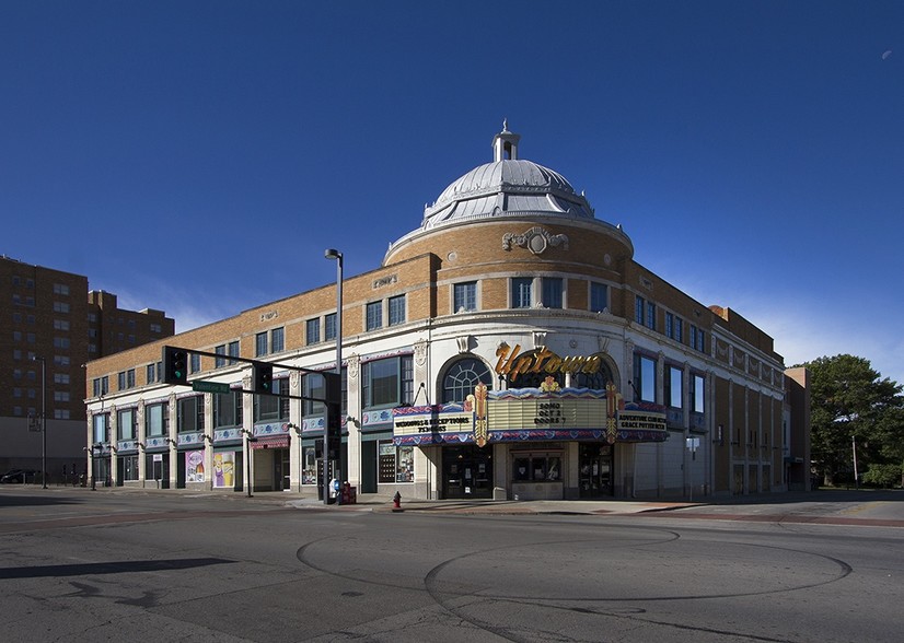 3700 Broadway St, Kansas City, MO for sale - Building Photo - Image 1 of 1