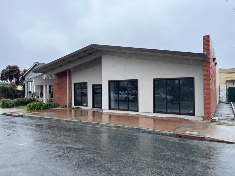 10 Katherine Ave, Salinas, CA à vendre - Photo du bâtiment - Image 2 de 9