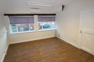 Castle Ashby, Cogenhoe for lease Interior Photo- Image 1 of 5