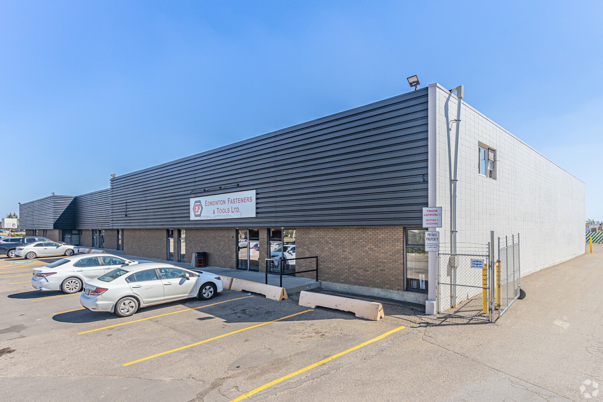 16307 111th Ave NW, Edmonton, AB à vendre Photo principale- Image 1 de 1