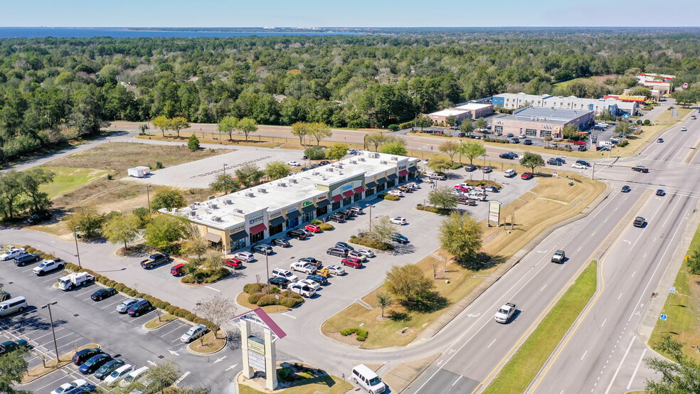 4585 E Highway 20, Niceville, FL à vendre - Photo du bâtiment - Image 1 de 1