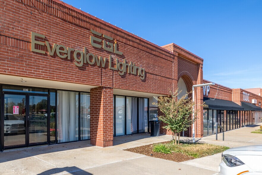 351 N Air Depot Blvd, Midwest City, OK à louer - Photo du bâtiment - Image 2 de 19