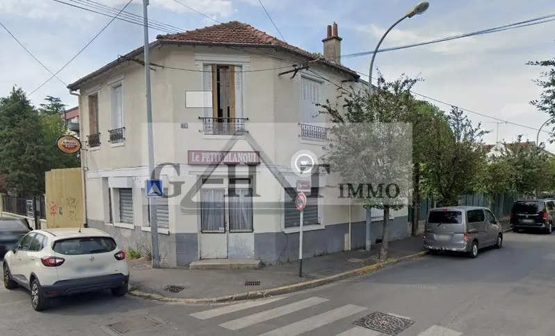 Retail in Bondy for sale Building Photo- Image 1 of 2