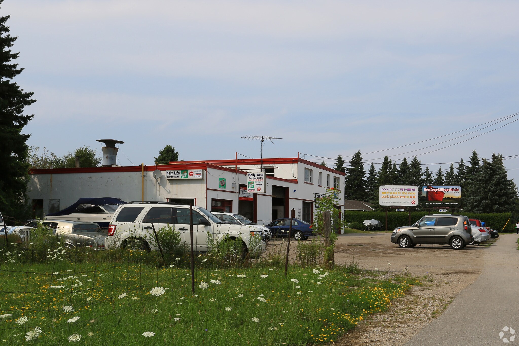 531 Essa Rd, Barrie, ON for sale Primary Photo- Image 1 of 1