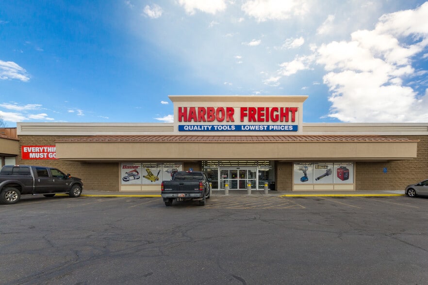 1147-1169 W Hwy 40, Vernal, UT à louer - Photo du bâtiment - Image 3 de 4