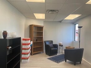 430 Boul De L'hôpital, Gatineau, QC à louer Photo intérieure- Image 2 de 7