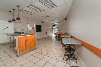 345 New London Tpke, Glastonbury, CT for lease Interior Photo- Image 2 of 12