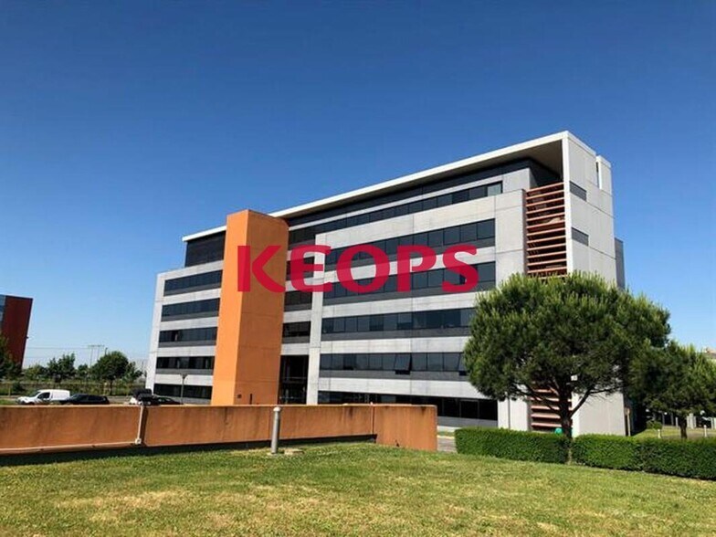 13 Rue Marie Louise Dissard, Toulouse for lease - Building Photo - Image 1 of 10