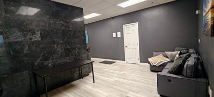 68 Rio Rancho Rd, Pomona, CA for lease Interior Photo- Image 2 of 5