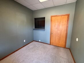 1510 Santa Fe Dr, Weatherford, TX for lease Lobby- Image 1 of 16