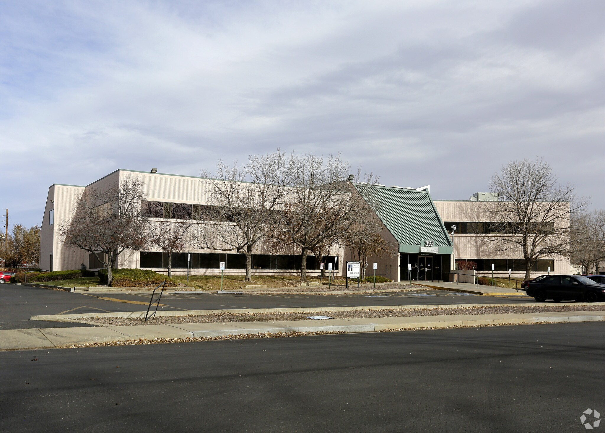 393 S Harlan St, Lakewood, CO à louer Photo principale- Image 1 de 41
