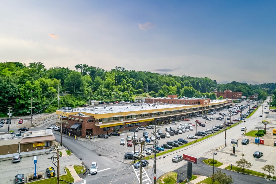 300 Mt Lebanon Blvd, Pittsburgh, PA for lease - Building Photo - Image 2 of 5