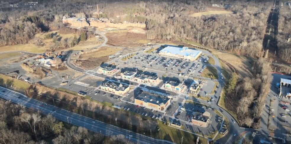 Winslow Gate Road, Poughkeepsie, NY à vendre - Photo du bâtiment - Image 2 de 32