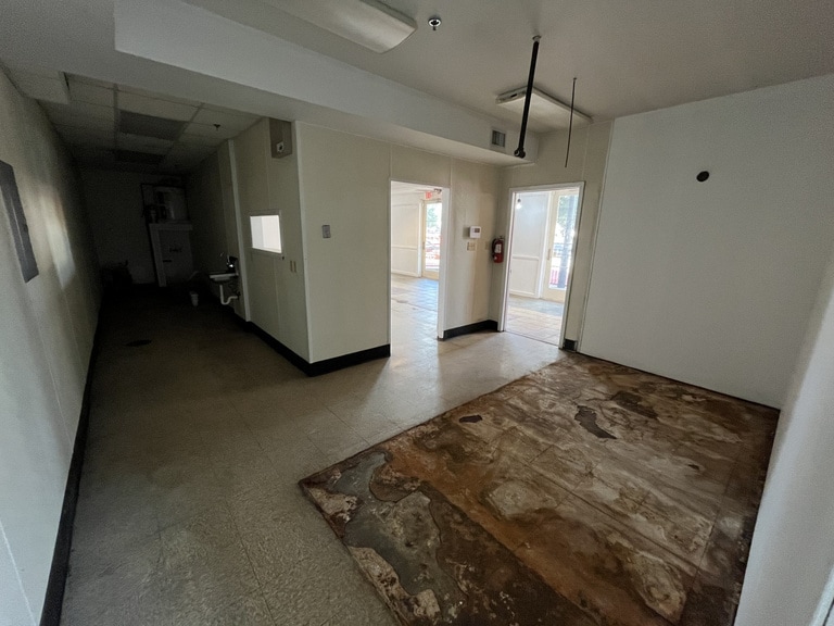 1420 Annunciation St, New Orleans, LA for lease Interior Photo- Image 1 of 9