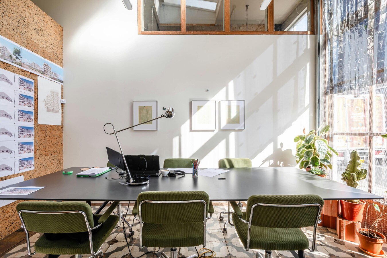 493-495 Hackney Rd, London, LND E2 9ED - Unit 493-495 - - Interior Photo - Image 2 of 14