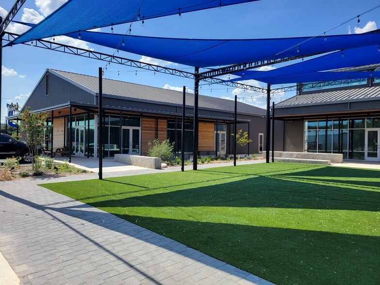 14108 Bandera Rd, Helotes, TX for lease - Building Photo - Image 3 of 23