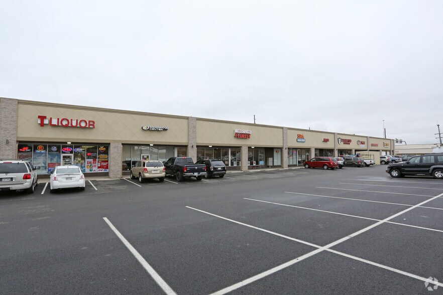 7310-7352 N Washington St, Denver, CO à louer - Photo du bâtiment - Image 1 de 2