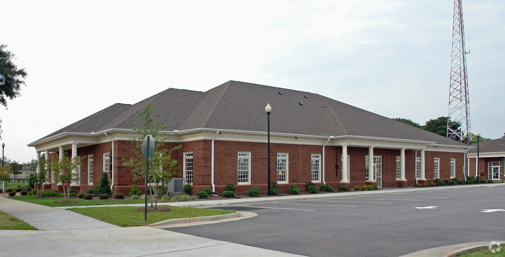 1701 Church St, Norfolk, VA for sale - Primary Photo - Image 1 of 17