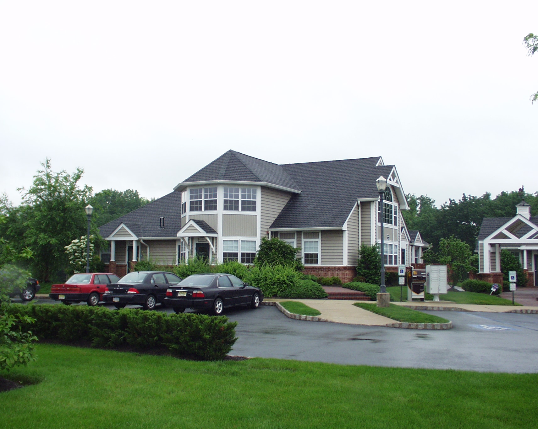 2 Tree Farm Rd, Pennington, NJ for lease Primary Photo- Image 1 of 14