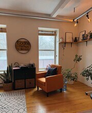 6 Roslyn Rd, Winnipeg, MB à vendre Photo intérieure- Image 2 de 3