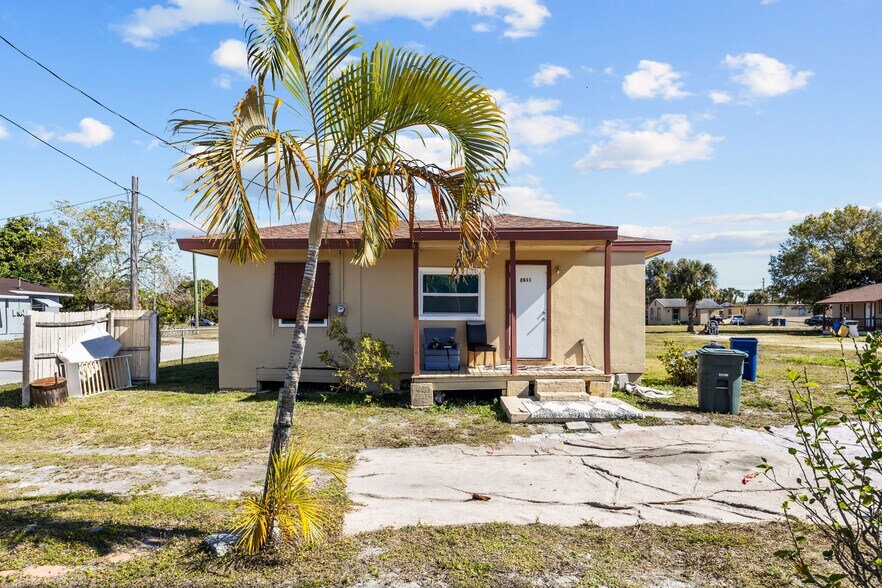 2603 Booker St, Fort Pierce, FL à vendre - Photo du bâtiment - Image 3 de 15