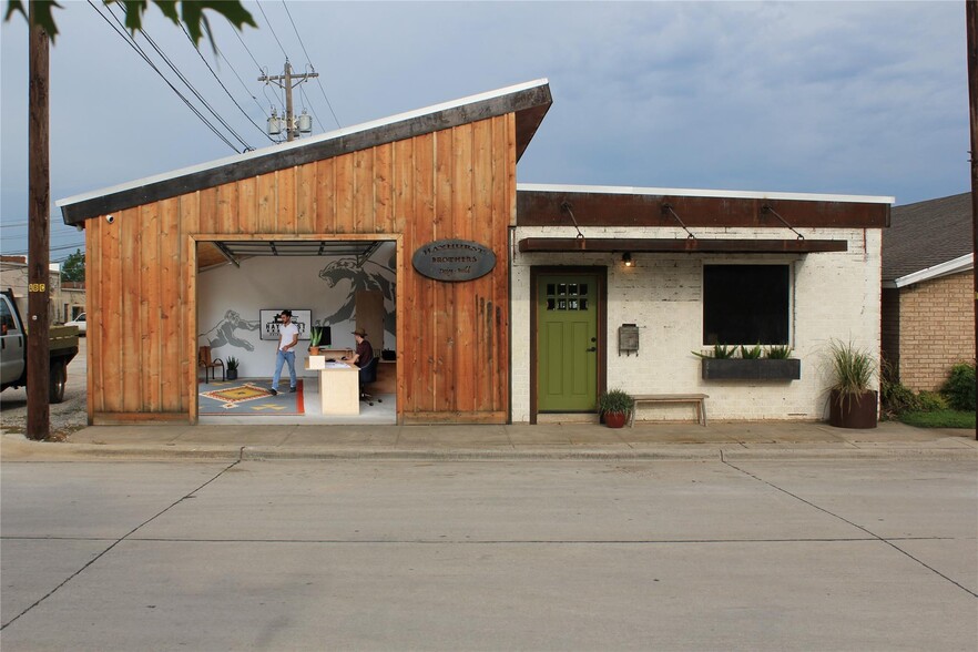 1305 10th St, Bridgeport, TX for sale - Primary Photo - Image 1 of 40