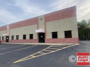 727 E Turkeyfoot Lake, Akron, OH for lease Building Photo- Image 2 of 3
