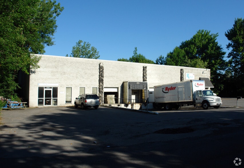 6741 Old Collamer Rd, East Syracuse, NY for lease - Building Photo - Image 2 of 7