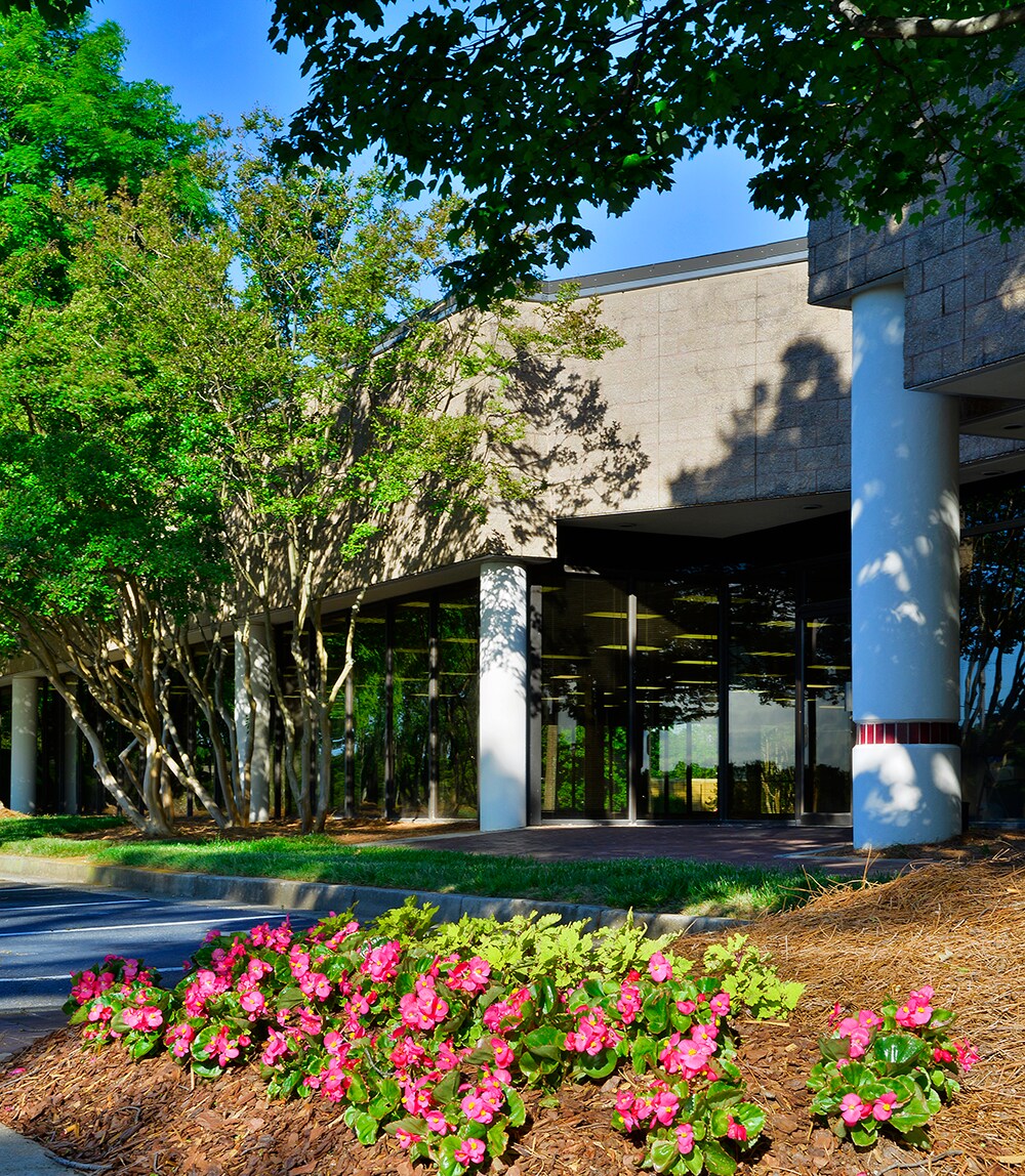 2250 New Market Pky SE, Marietta, GA à louer Photo du bâtiment- Image 1 de 7