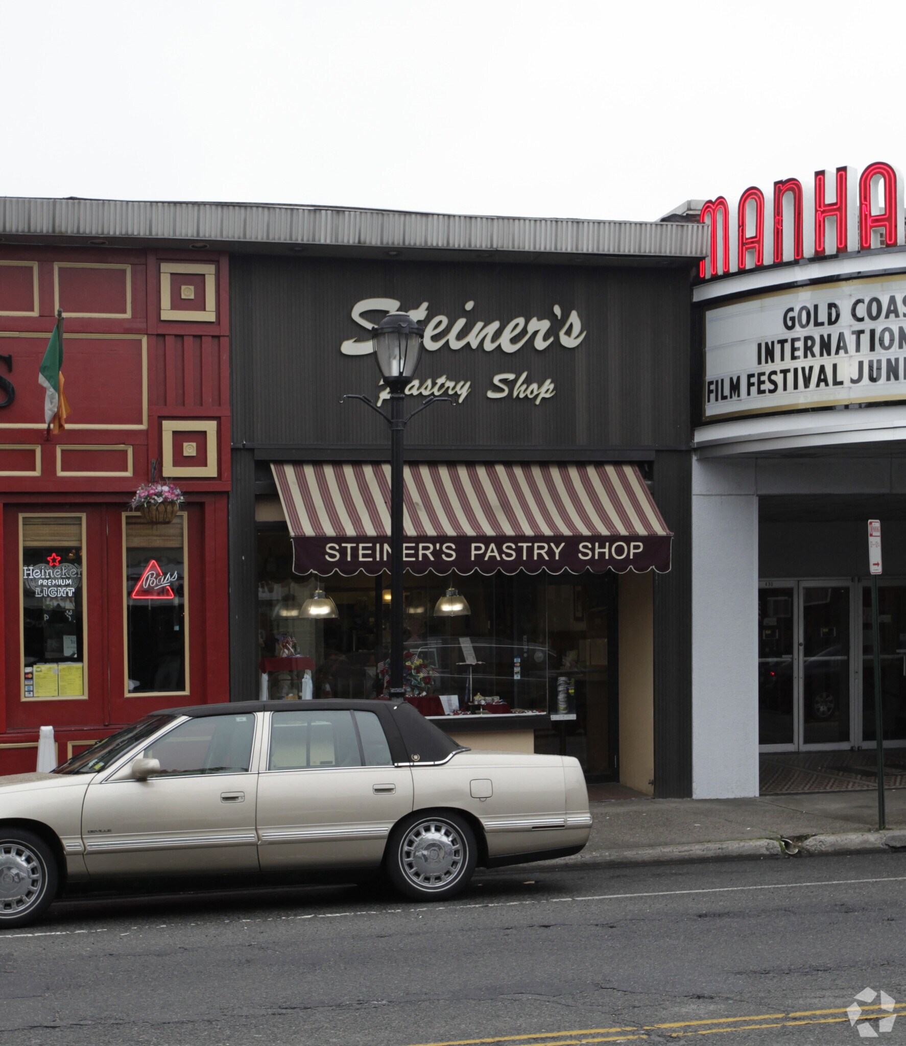 432 Plandome Rd, Manhasset, NY à louer Photo du bâtiment- Image 1 de 3